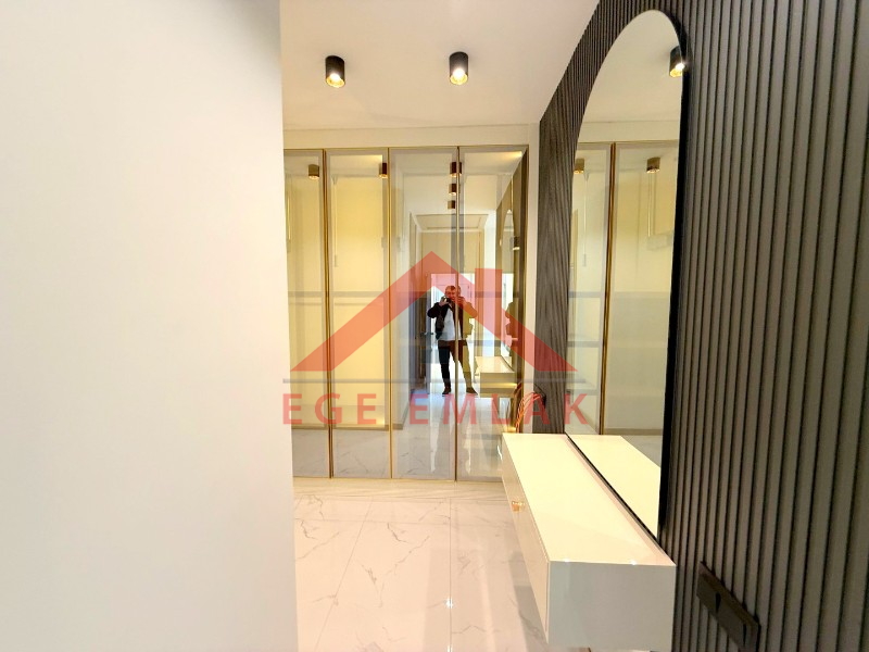 Didim Efeler Mahallesinde Satılık Lüks Villa