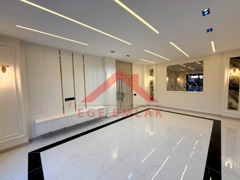 Didim Efeler Mahallesinde Satılık Lüks Villa