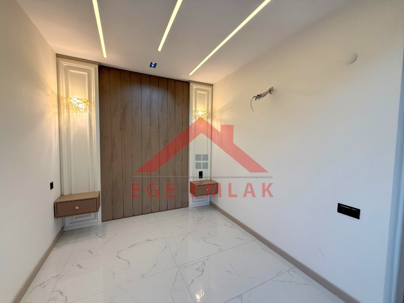 Didim Efeler Mahallesinde Satılık Lüks Villa