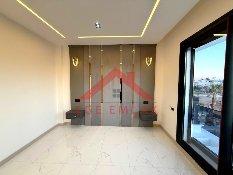 Didim Efeler Mahallesinde Satılık Lüks Villa