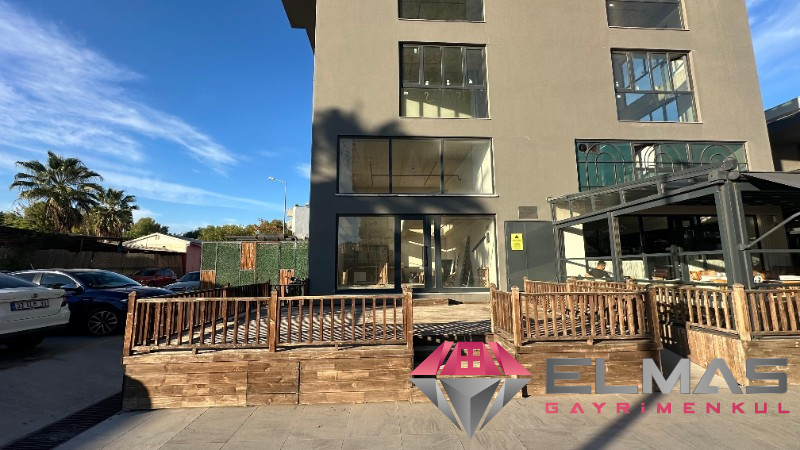 Elmas'tan Capital İş Merkezi’nde Asma Katlı Verandalı Kiralık Dükkan