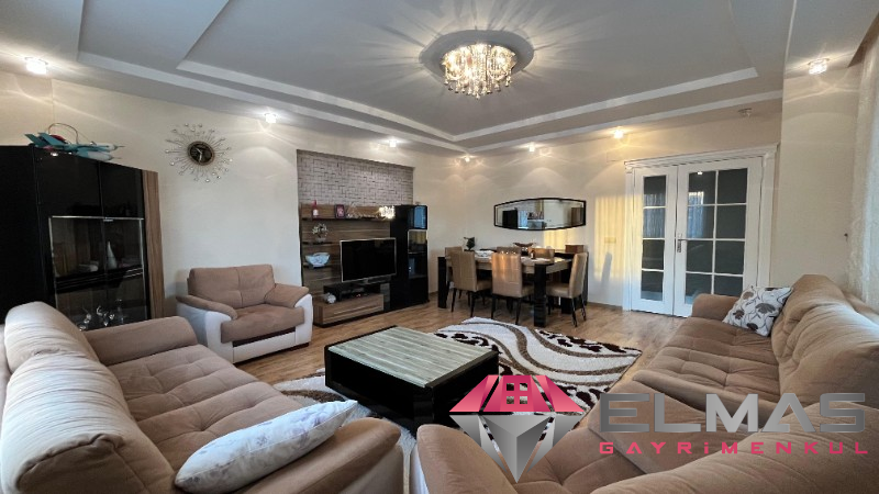 Elmas'tan Yeni Mah.'de Cephesine Hayran Bırakacak Emsalsiz 3+1