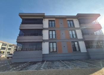 Güvenay - Çorum Çepni Mahallesi Öğretmen Lisesi Bölgesi 3+0 Sıfır Daire