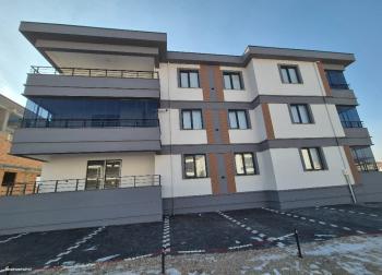 Güvenay - Çorum Çepni Mahallesi Öğretmen Lisesi Bölgesi 3+0 Sıfır Daire