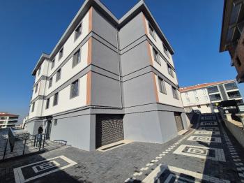 Güvenay - Çorum Çepni Mahallesi Öğretmen Lisesi Bölgesi 3+0 Sıfır Daire