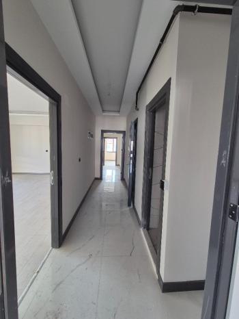 Güvenay - Çorum Çepni Mahallesi Öğretmen Lisesi Bölgesi 3+0 Sıfır Daire