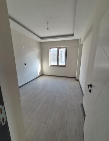 Güvenay - Çorum Çepni Mahallesi Öğretmen Lisesi Bölgesi 3+0 Sıfır Daire