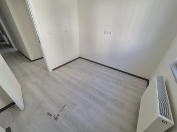 Güvenay - Çorum Merkez Çepni Mahallesi Fen Lisesi Bölgesi 3+1 Sıfır Daire