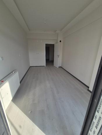 Güvenay - Çorum Merkez Çepni Mahallesi Fen Lisesi Bölgesi 3+1 Sıfır Daire