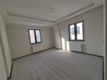 Güvenay - Çorum Merkez Çepni Mahallesi Fen Lisesi Bölgesi 3+1 Sıfır Daire