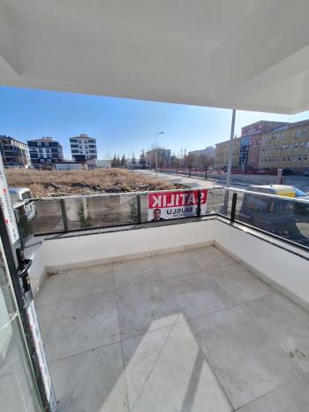 GÜVENAY - ÇORUM ÇEPNİ MAH.FEN LİSESİ CİVARI YÜKSEK GİRİŞ SATILIK 2+0 DAİRE 