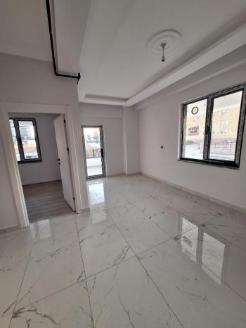 GÜVENAY - ÇORUM ÇEPNİ MAH.FEN LİSESİ CİVARI YÜKSEK GİRİŞ SATILIK 2+0 DAİRE 