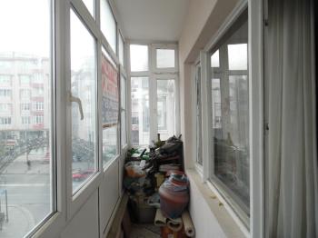 ESKİ KIZ MESLEK LİSESİ KARŞISINDA BULVAR CEPHELİ SATILIK 3+1 DAİRE