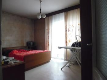 ESKİ KIZ MESLEK LİSESİ KARŞISINDA BULVAR CEPHELİ SATILIK 3+1 DAİRE