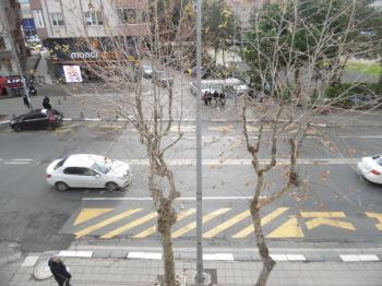 ESKİ KIZ MESLEK LİSESİ KARŞISINDA BULVAR CEPHELİ SATILIK 3+1 DAİRE