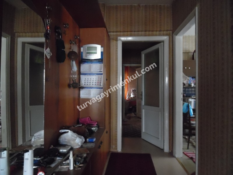 ESKİ KIZ MESLEK LİSESİ KARŞISINDA BULVAR CEPHELİ SATILIK 3+1 DAİRE