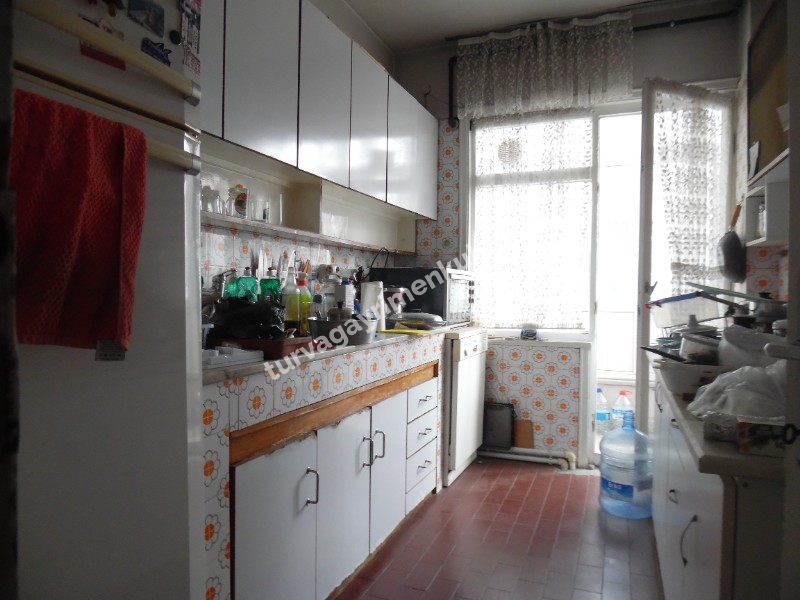 ESKİ KIZ MESLEK LİSESİ KARŞISINDA BULVAR CEPHELİ SATILIK 3+1 DAİRE