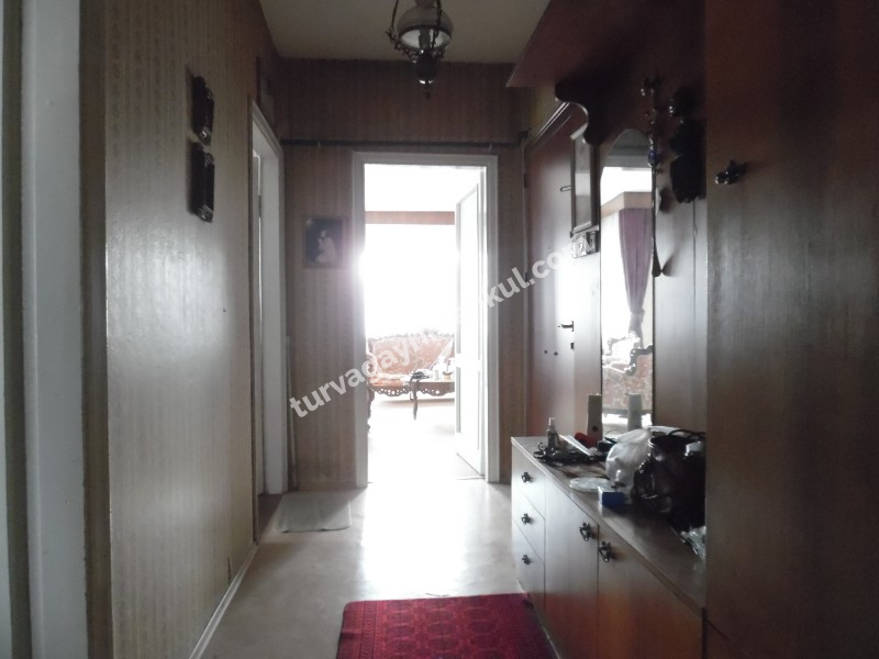 ESKİ KIZ MESLEK LİSESİ KARŞISINDA BULVAR CEPHELİ SATILIK 3+1 DAİRE