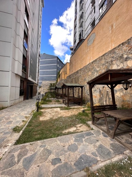 Çırçır Metro'ya 7 Dk Otoparklı Site'de 5.kat & 2+1 Boş Satılık Daire