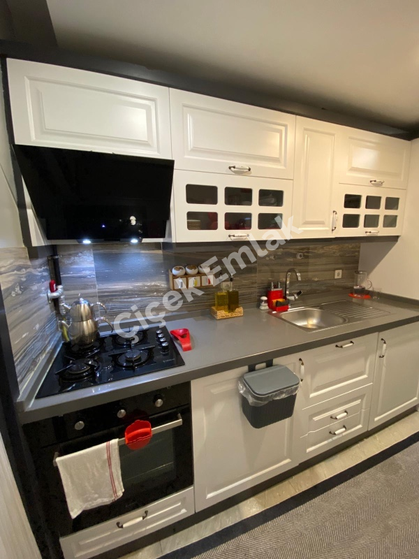 Cadde Üstü Cadde Life Sitesi 11.Kat & 2+1 Satılık Daire