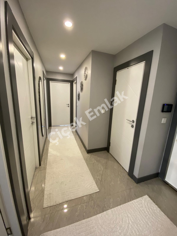 Cadde Üstü Cadde Life Sitesi 11.Kat & 2+1 Satılık Daire