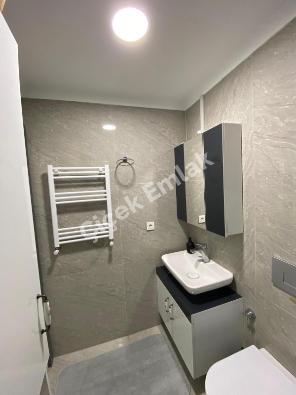 Cadde Üstü Cadde Life Sitesi 11.Kat & 2+1 Satılık Daire