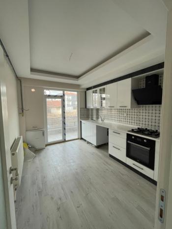 AFYON ÜÇOK EMLAKTAN KANLICA MAH SATILIK 2+1 SIFIR LÜX ANKASTRELİ DAİRELER