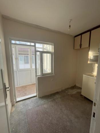 AFYON ÜÇOK EMLAKTAN EŞREFPAŞA MAH SATILIK 2+1 UYGUN FİYAT KONUMU GÜZEL DAİRE