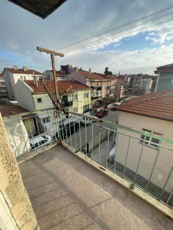 AFYON ÜÇOK EMLAKTAN EŞREFPAŞA MAH SATILIK 2+1 UYGUN FİYAT KONUMU GÜZEL DAİRE