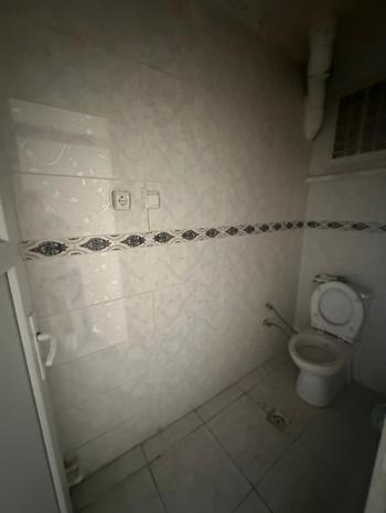 AFYON ÜÇOK EMLAKTAN CUMHURİYET MAH AMBARYOLUNDA  3+1 115M² ŞEKLİNDE KİRALIK DAİRE 