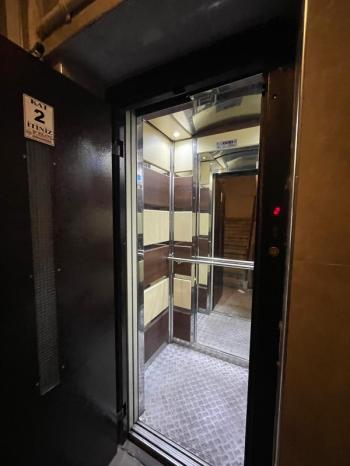 AFYON ÜÇOK EMLAKTAN CUMHURİYET MAH AMBARYOLUNDA  3+1 110M² GENİŞLİYİNDE  ŞEKLİNDE KİRALIK DAİRE