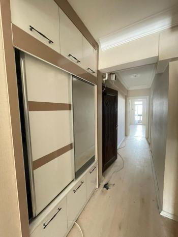 AFYON ÜÇOK EMLAKTAN CUMHURİYET MAH AMBARYOLUNDA  3+1 110M² GENİŞLİYİNDE  ŞEKLİNDE KİRALIK DAİRE