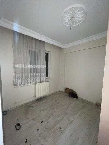 AFYON ÜÇOK EMLAKTAN CUMHURİYET MAH AMBARYOLUNDA  3+1 110M² GENİŞLİYİNDE  ŞEKLİNDE KİRALIK DAİRE