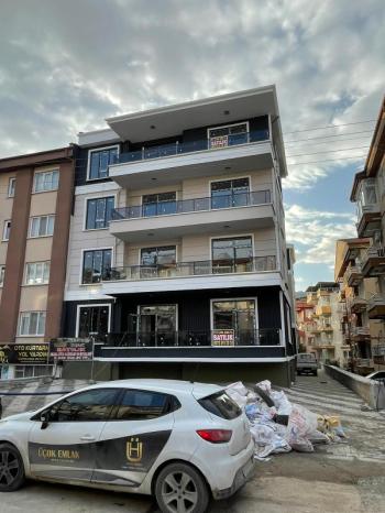 AFYON ÜÇOK EMLAKTAN GÜVENEVLER MAH SATILIK 4+1 SIFIR ULTRA LÜX DAİRELER 