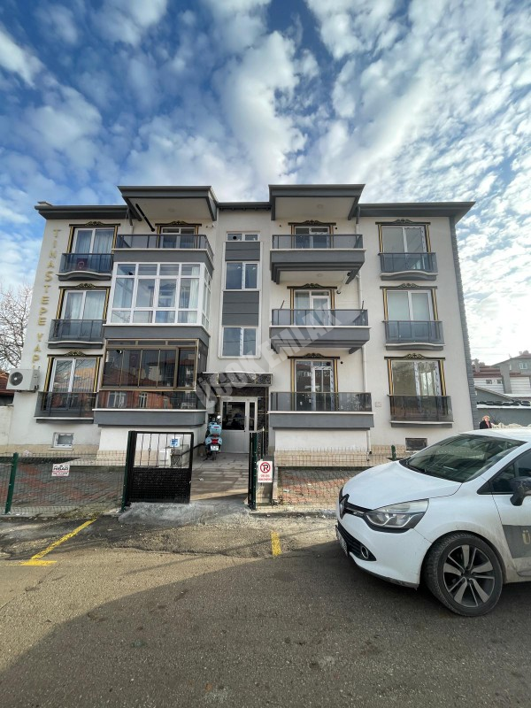 AFYON ÜÇOK EMLAKTAN KANLICA MAH SATILIK 2+1 SIFIR LÜX ANKASTRELİ DAİRELER