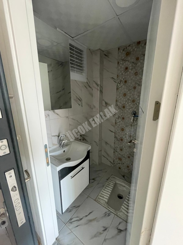 AFYON ÜÇOK EMLAKTAN KANLICA MAH SATILIK 2+1 SIFIR LÜX ANKASTRELİ DAİRELER