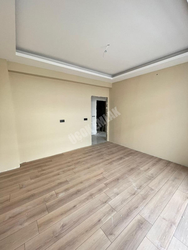 AFYON ÜÇOK EMLAKTAN GÜVENEVLER MAH SATILIK 4+1 SIFIR ULTRA LÜX DAİRELER 