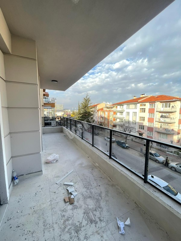 AFYON ÜÇOK EMLAKTAN GÜVENEVLER MAH SATILIK 4+1 SIFIR ULTRA LÜX DAİRELER 