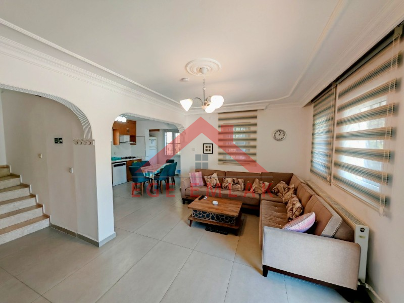 Yeşilkent'te Satılık Müstakil Villa