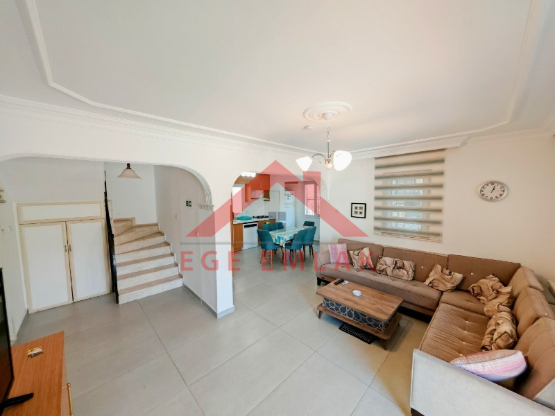 Yeşilkent'te Satılık Müstakil Villa