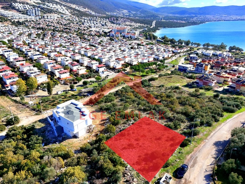 Akbük’te Satılık Deniz Manzaralı 552 m² Arsa