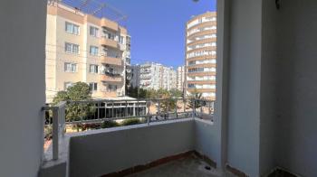 Elmas’tan Atatürk’te Site İçi Bağımsız Mutfak Ara Kat 3+1