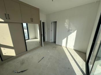 MARMARA'DA TÜRK MALI SATILIK SIFIR  PENTHOUSE ( SIFIR )