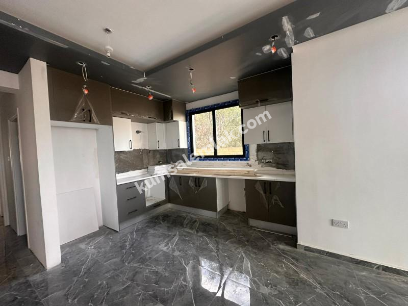 LEFKOŞA MARMARADA SATILIK ZEMİN KAT TÜRK MALI DAİRE