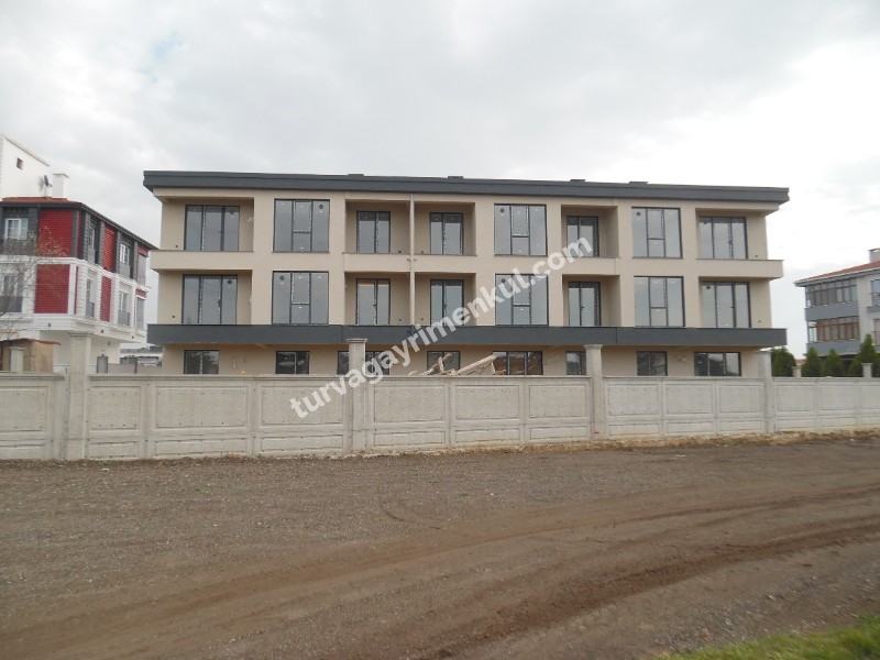 ÇORLUDA TURNALAR YAPI GARANTİSİ İLE SATILIK 1+1 DAİRELER 