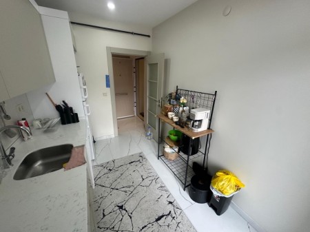 Akşemsettin'de Otoparklı Yeni Bina'da 2+1 Kiralık Daire