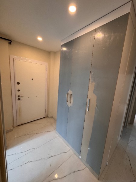 Akşemsettin'de Otoparklı 2+1 Balkonlu Satılık Daire