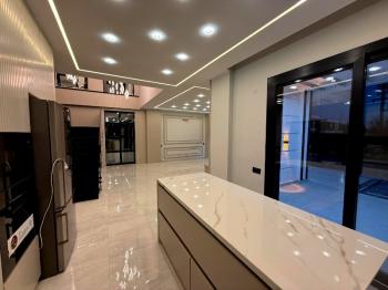 Didim Efeler Mahallesinde Satılık 4+1 Tam Müstakil Villa