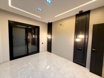 Didim Efeler Mahallesinde Satılık 4+1 Tam Müstakil Villa