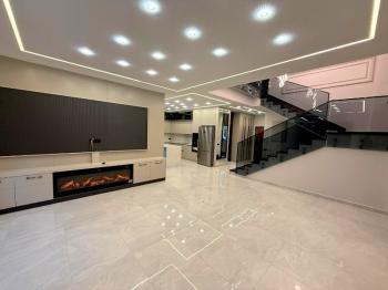 Didim Efeler Mahallesinde Satılık 4+1 Tam Müstakil Villa